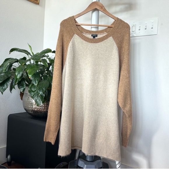 torrid Sweaters - Torrid Knit Sweater Sz 4X Tan Beige Crew Long Sleeves Neutral Soft